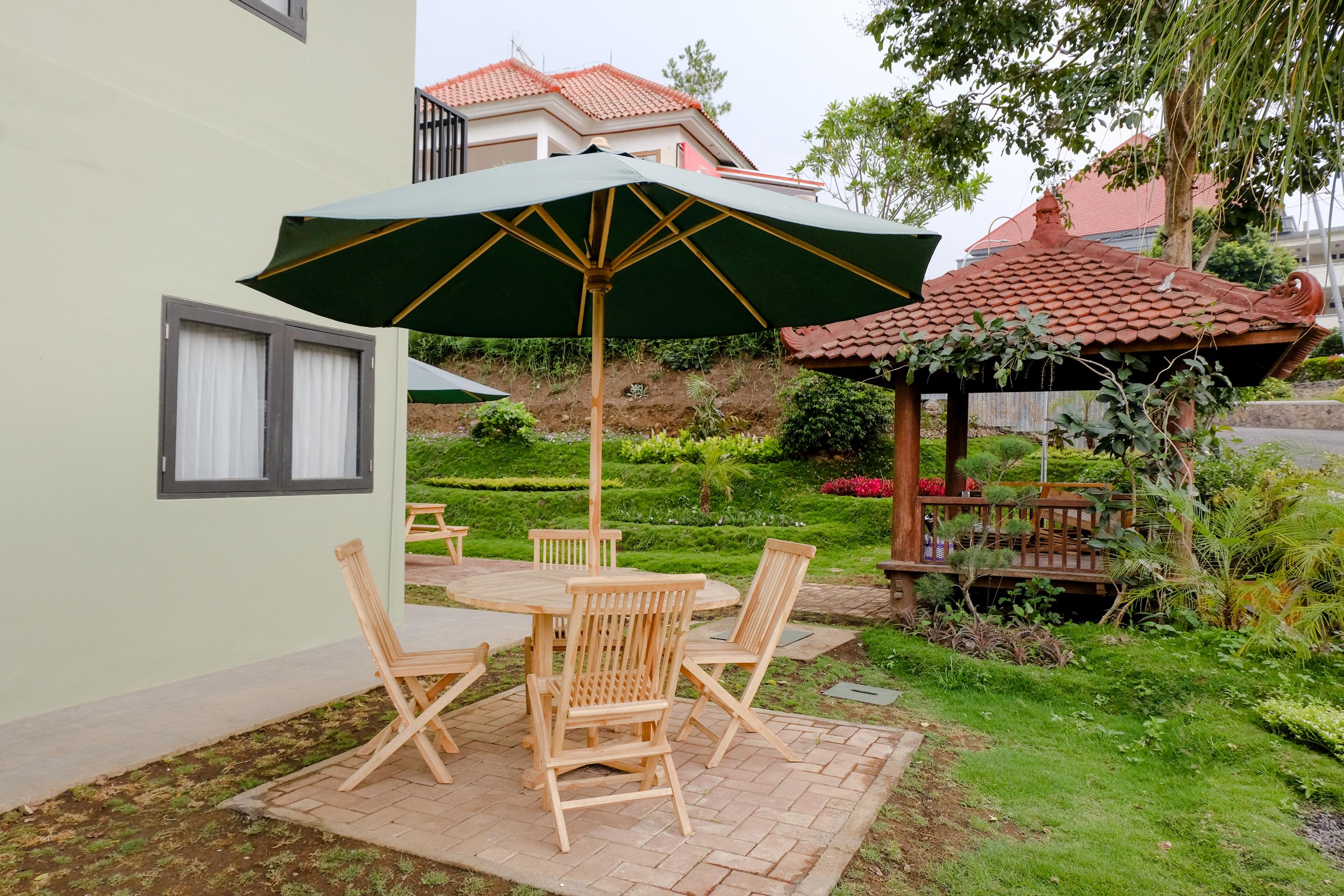 Panorama Inn Residence Batu Mitra Reddoorz מראה חיצוני תמונה